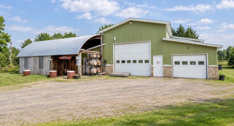 Coteau-du-Lac (Montérégie) : Vignoble Maison Serre