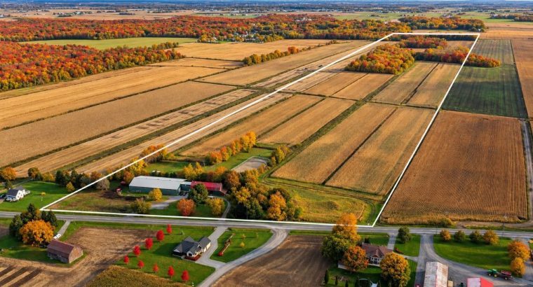 St-Dominique (Montérégie) : Centre équestre 102acr