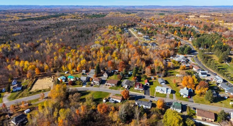 Notre-Dame-du-Mont-Carmel (Mauricie)Terre à bois