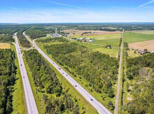 Deschambault-Grondines (Cap.-Ntl) : Terre 33 acres