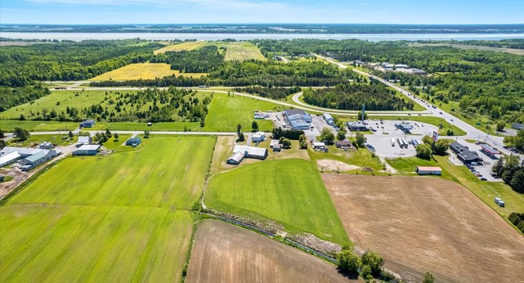 Deschambault-Grondines (Cap.-Ntl) : Terre 33 acres