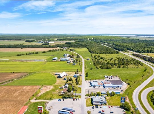 Deschambault-Grondines (Cap.-Ntl) : Terre 33 acres