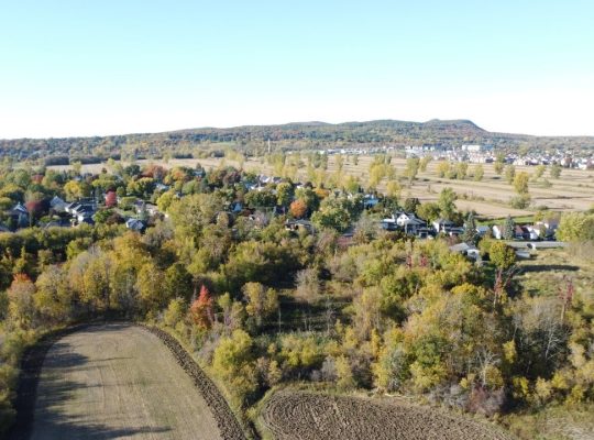 St-Basile-le-Grand (Montérégie) : Terre agricole